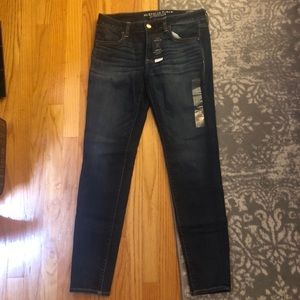 NWT!! American Eagle size 12 long jeggings